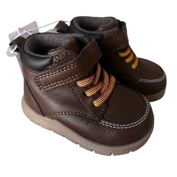 Carter’s Baby Boots - Picture 1 of 3